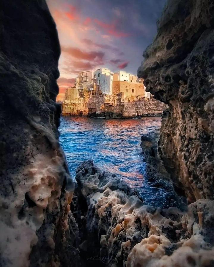 Ferienwohnung The Duchess'S View - New! Luxurious Flat In Historical Centre 115 Sq M, 3Min Walk To Cala Porto Beach And Private Parking Polignano a Mare Exterior foto